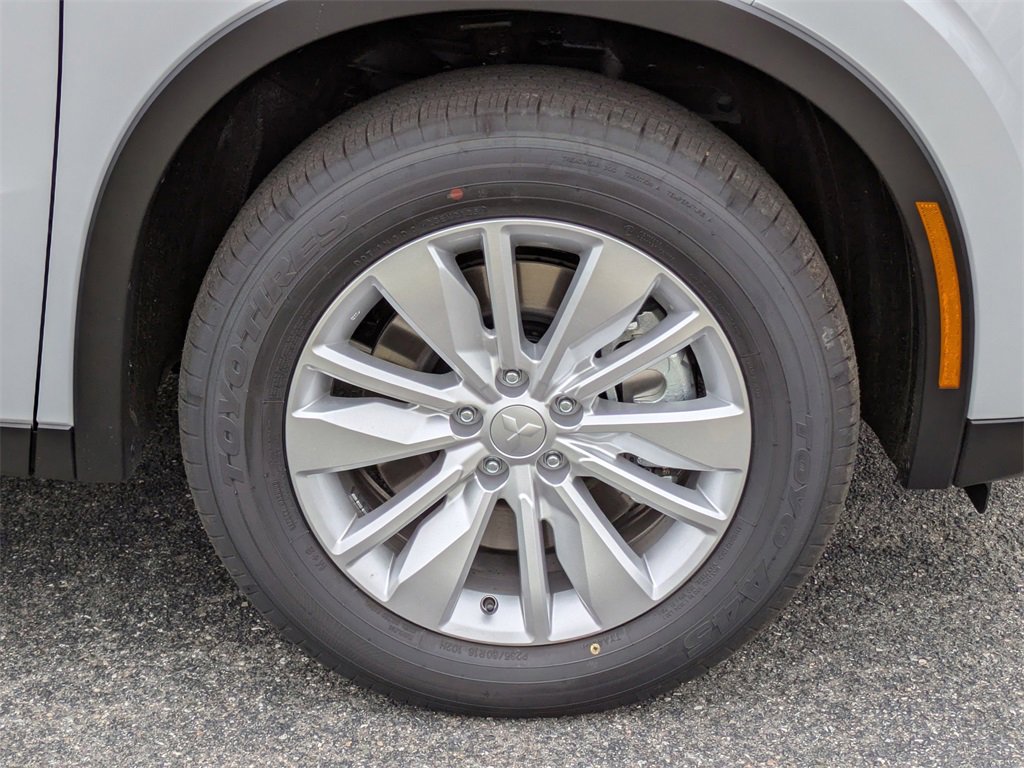 New 2025 Mitsubishi Outlander ES image 11