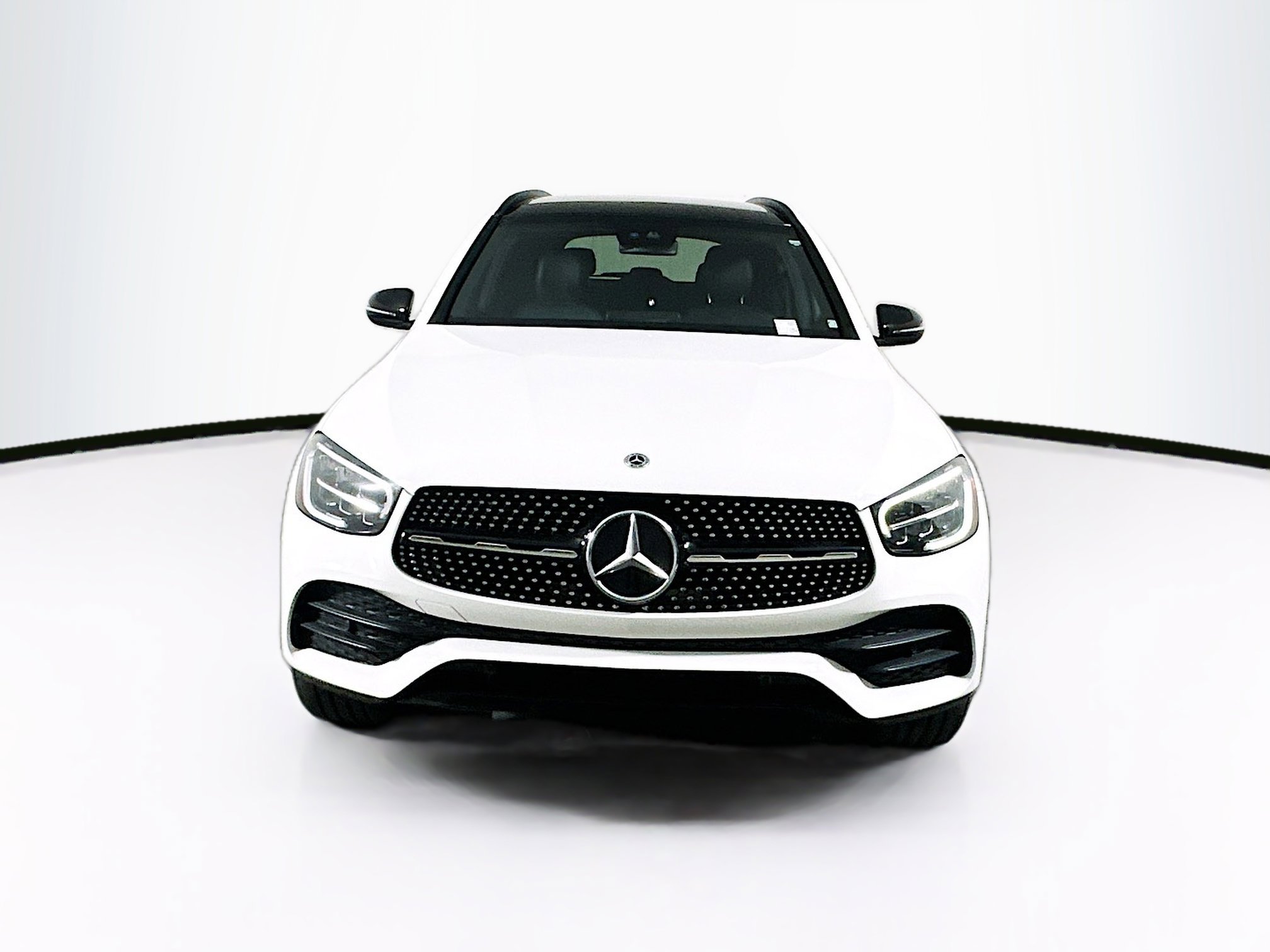 Used 2022 Mercedes-Benz GLC 300 image 2