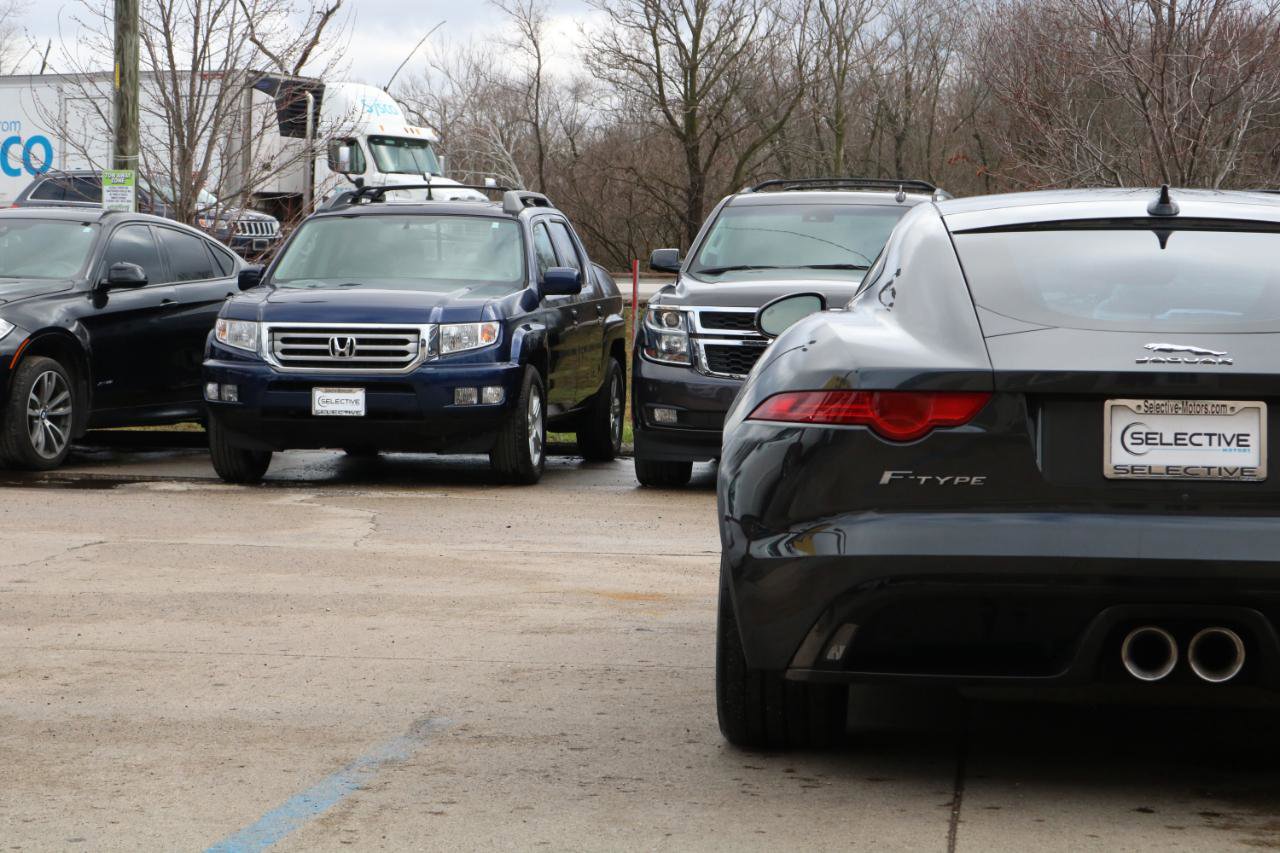 Used 2016 Jaguar F-TYPE S image 16