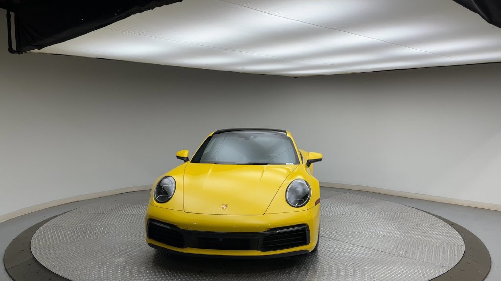 Used 2021 Porsche 911 Carrera RWD image 7