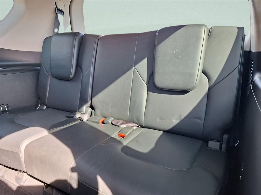 Used 2018 INFINITI QX80 Base image 10