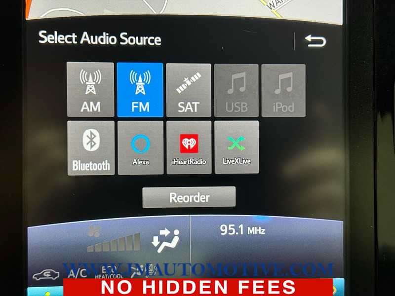 Used 2017 Toyota Prius Prime Premium FWD image 25