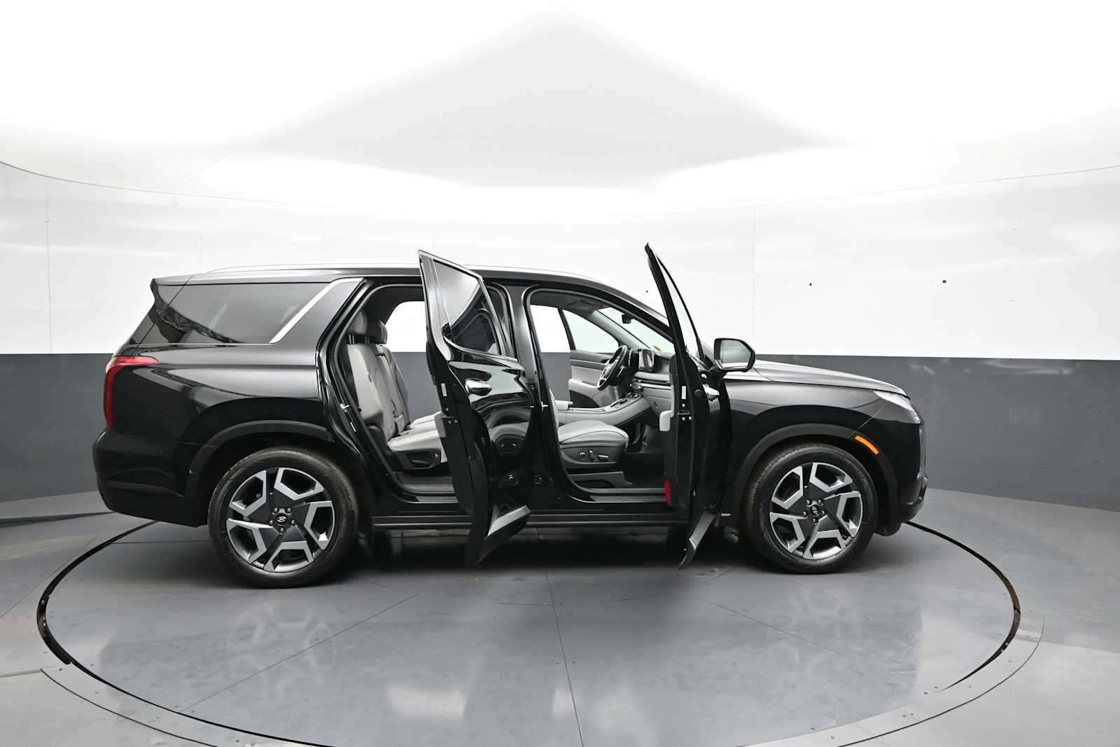 Certified 2023 Hyundai Palisade SEL w/ Cargo Package AWD/4WD image 44