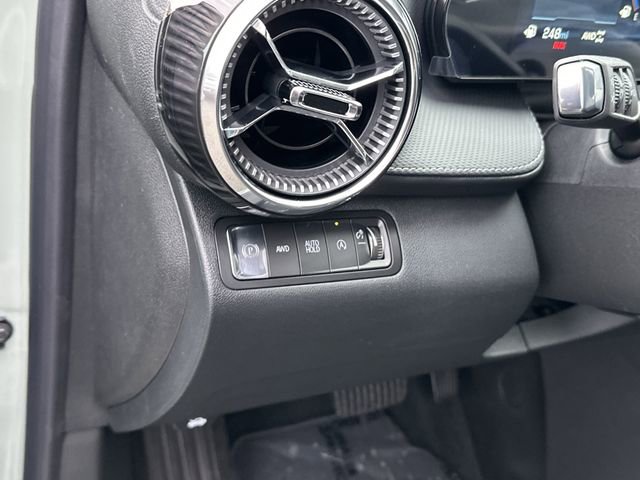 New 2026 Chevrolet Equinox LT w/ Convenience Package II image 16