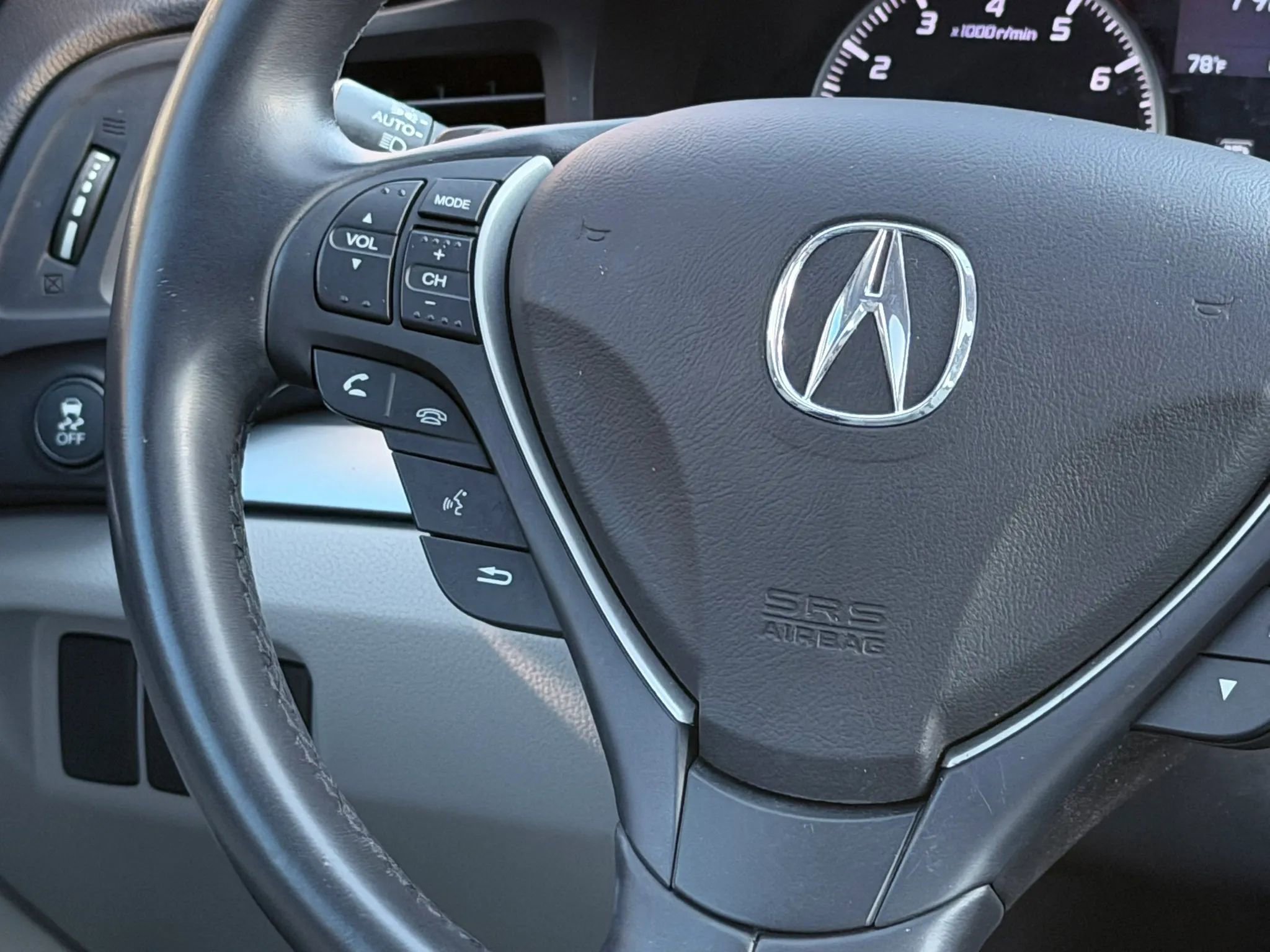 Used 2017 Acura ILX FWD image 18