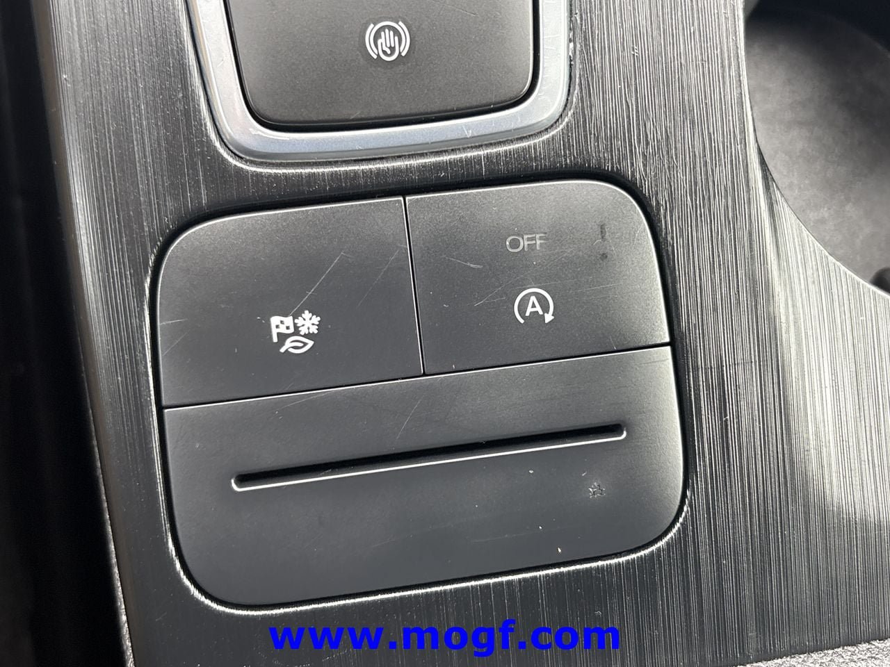 Used 2025 Ford Escape ST-Line FWD image 10