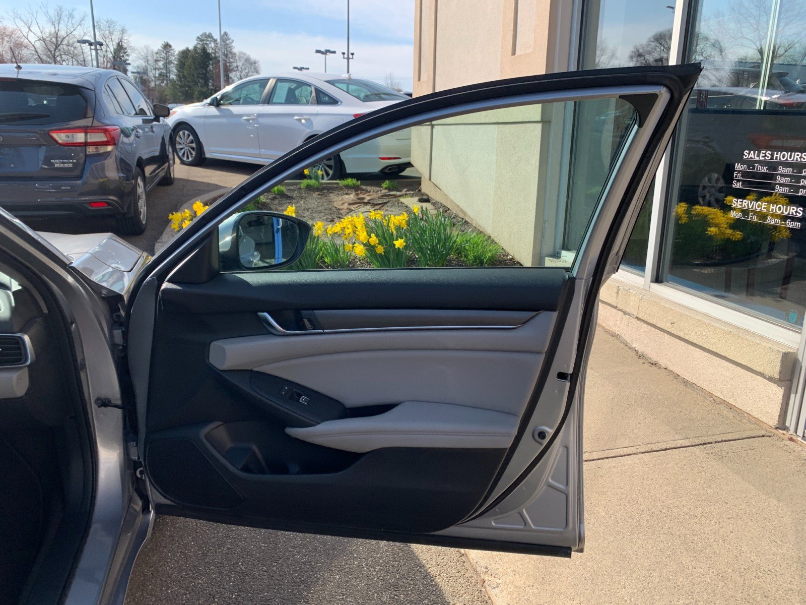 Used 2018 Honda Accord LX image 32