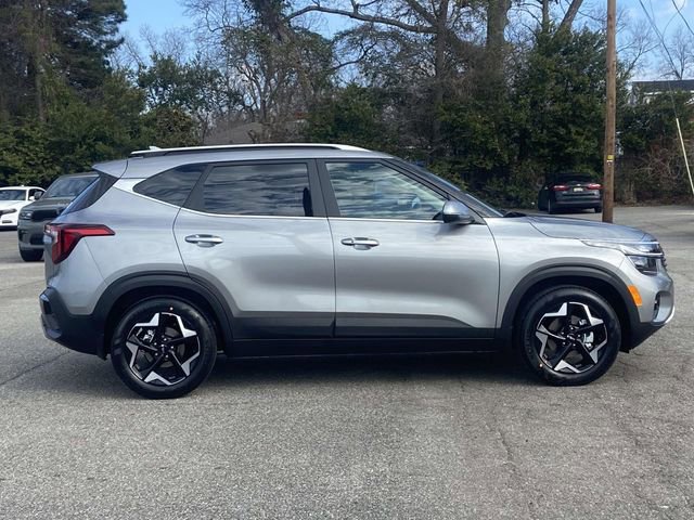 New 2026 Kia Seltos EX FWD image 2