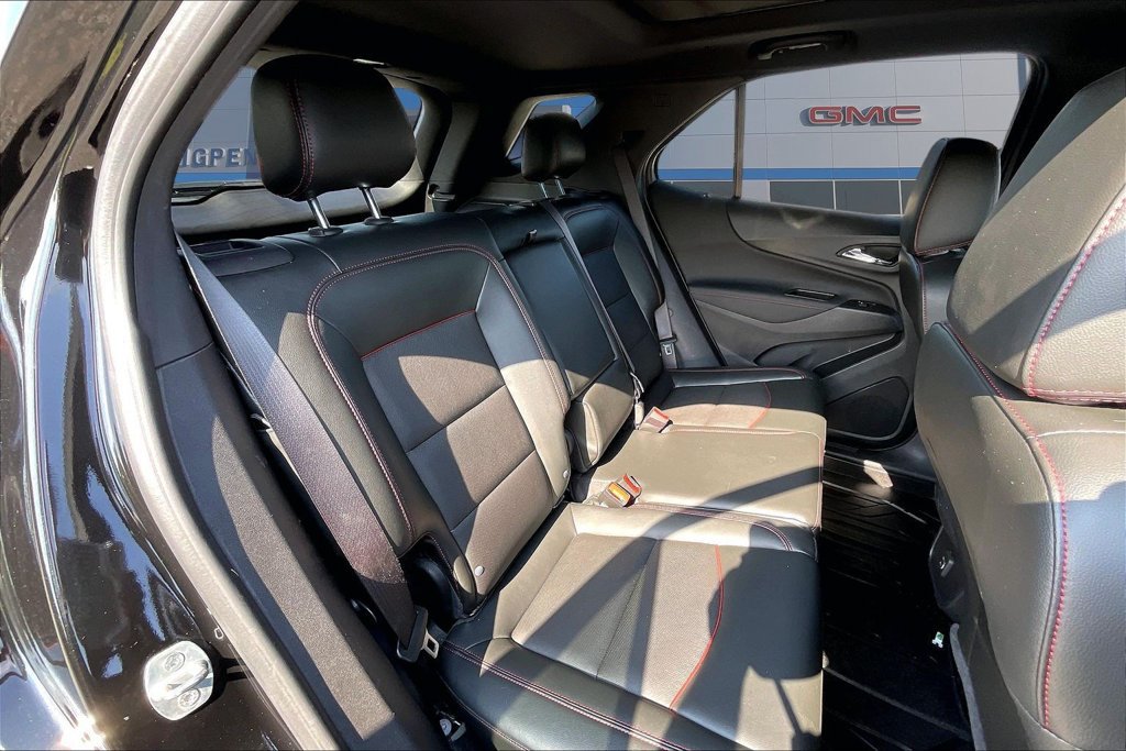 Used 2023 Chevrolet Equinox RS w/ RS Leather Package FWD image 28