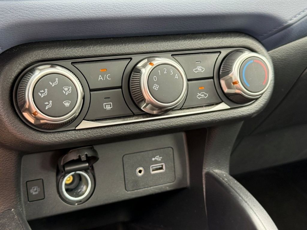 Used 2024 Nissan Versa SV image 25