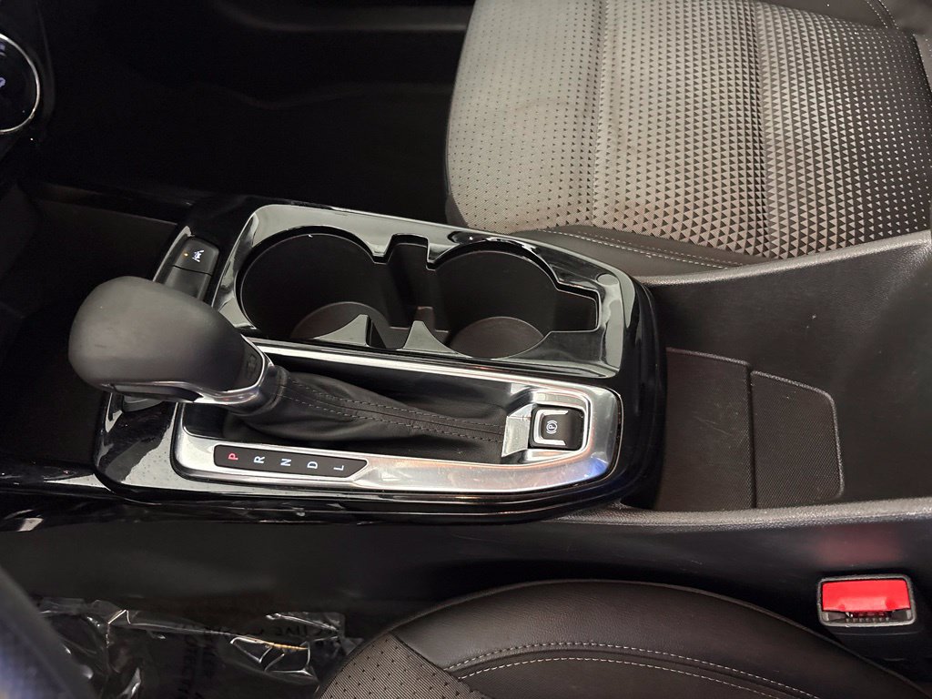 Used 2025 Chevrolet Trax LT FWD image 28