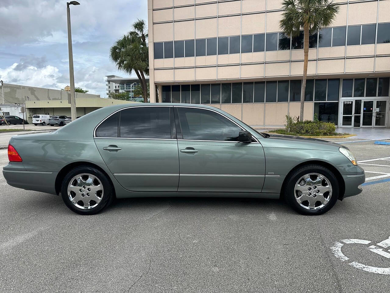Used 2003 Lexus LS 430 image 25