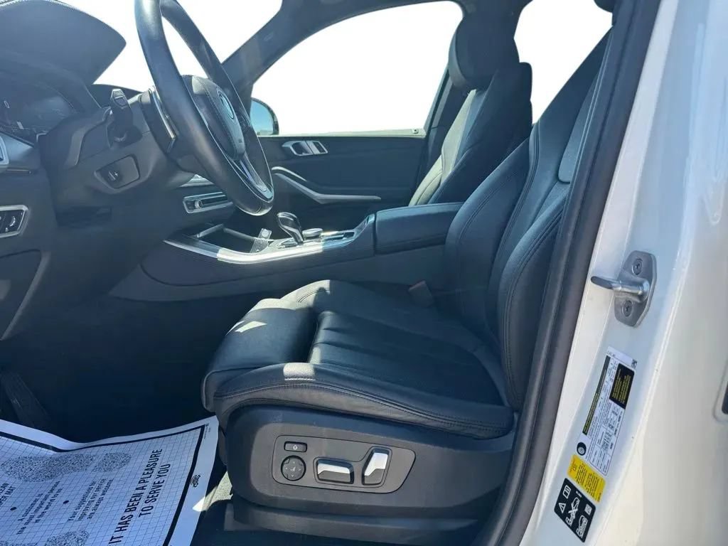 Used 2022 BMW X5 xDrive40i w/ Premium Package AWD/4WD image 9