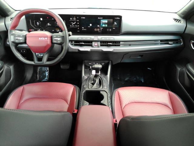 Used 2025 Kia K4 GT-Line w/ GT-Line Premium Package FWD image 2