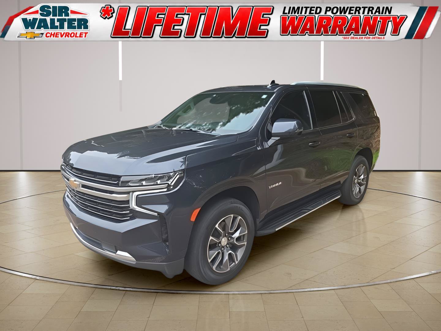 Used 2023 Chevrolet Tahoe LT w/ Luxury Package AWD/4WD image 3