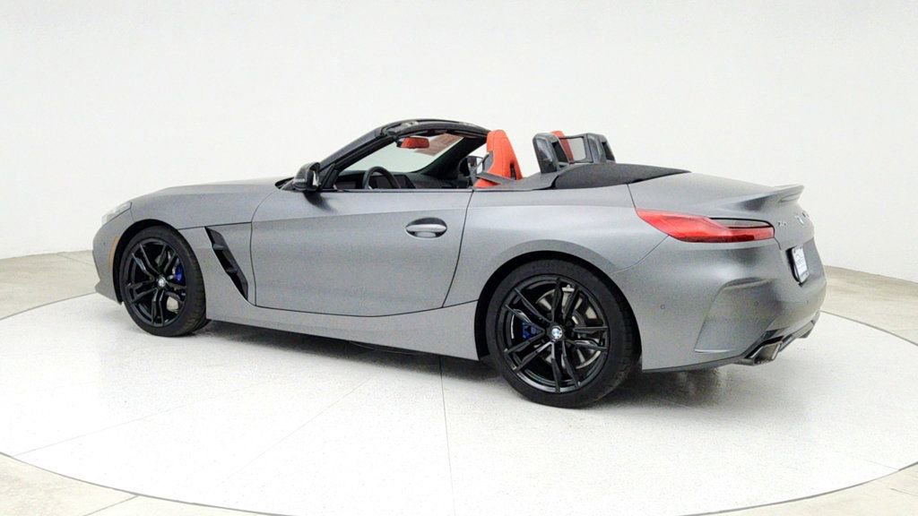 Used 2025 BMW Z4 M40i w/ Premium Package image 7