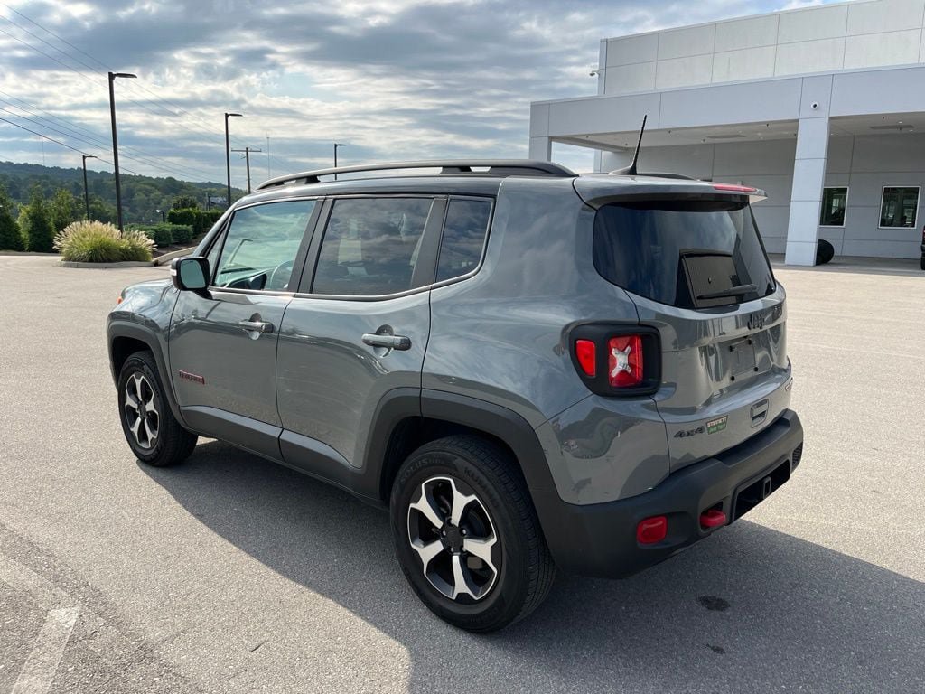 Used 2021 Jeep Renegade Trailhawk w/ Trailer Tow Group AWD/4WD image 3