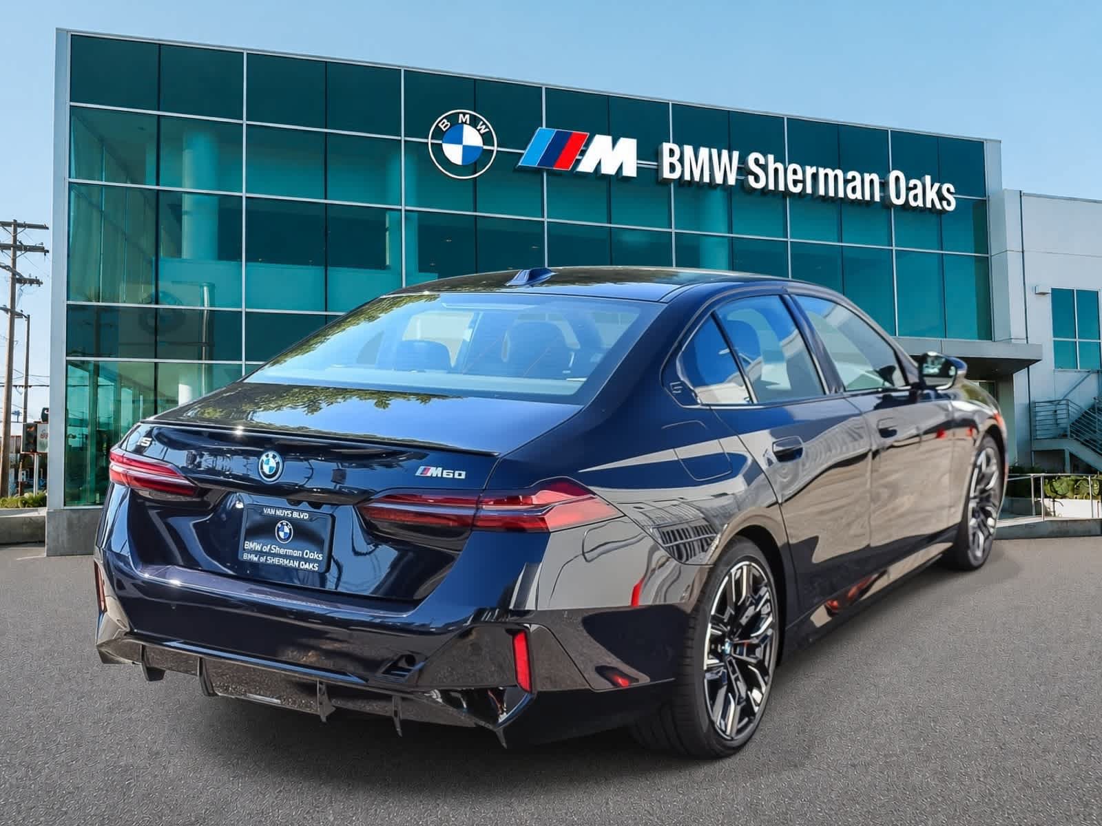 New 2026 BMW i5 M60 AWD/4WD image 4