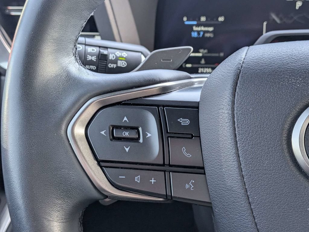 Used 2024 Lexus GX 550 w/ Cold Area Package AWD/4WD image 21