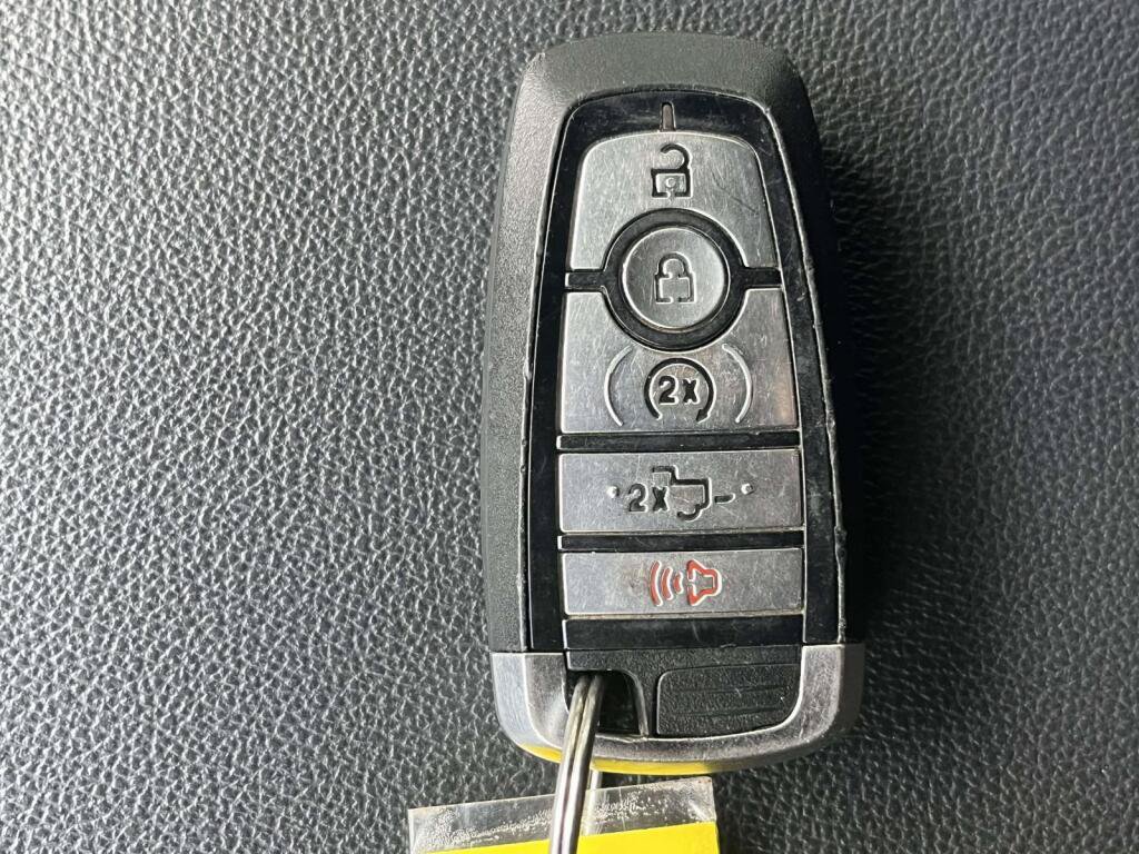 Used 2023 Ford F150 XLT w/ Equipment Group 302A High AWD/4WD image 4