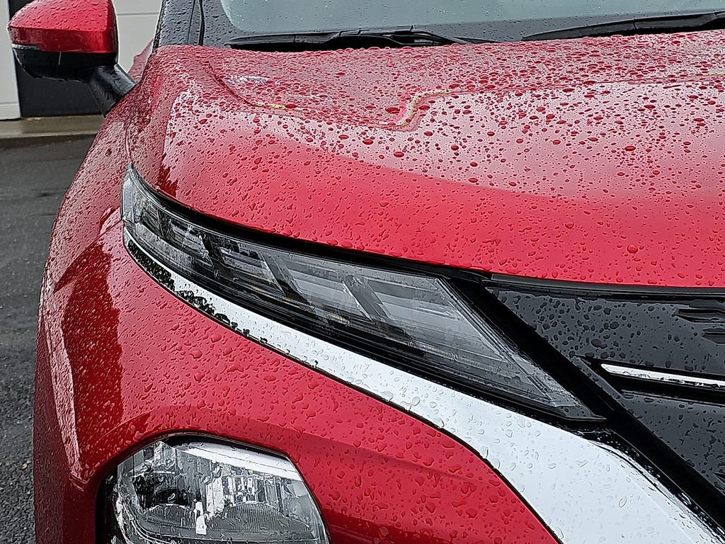 Used 2024 Mitsubishi Outlander SE image 9