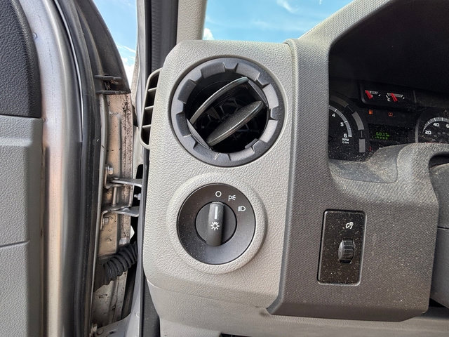 Used 2014 Ford E-250 and Econoline 250 image 20