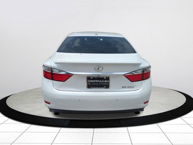 Used 2014 Lexus ES 350 w/ Luxury Package FWD image 4