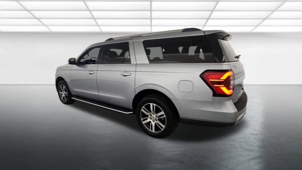 Used 2022 Ford Expedition Max Limited image 6