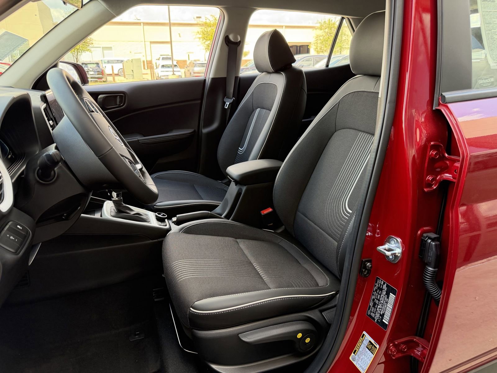 New 2025 Hyundai Venue Limited FWD image 21