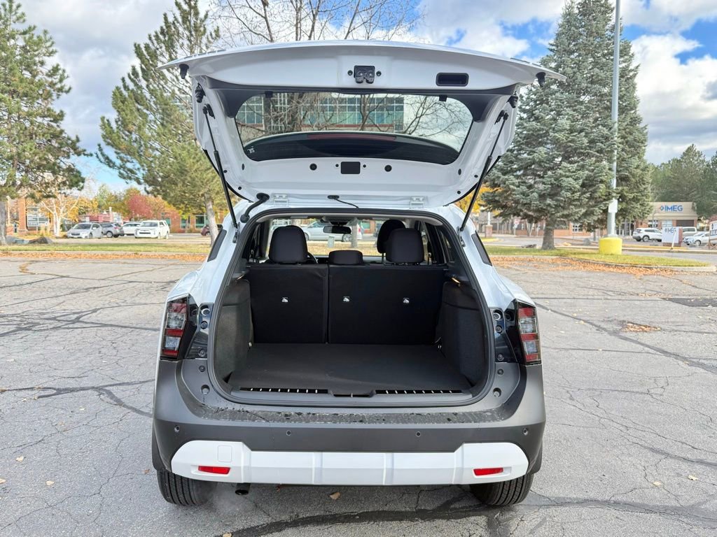 New 2026 Nissan Kicks SV w/ Illumination Package image 42