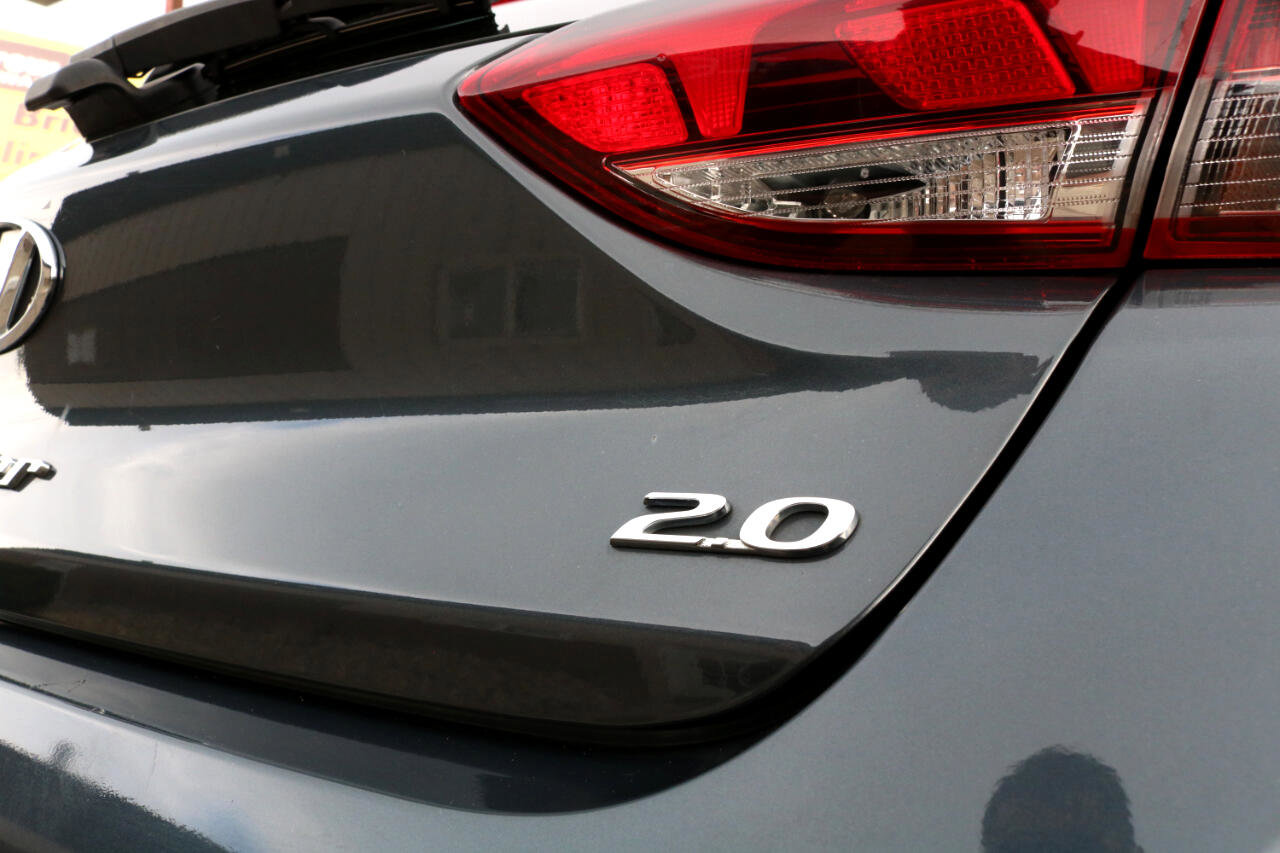 Used 2020 Hyundai Veloster 2.0 Premium image 11