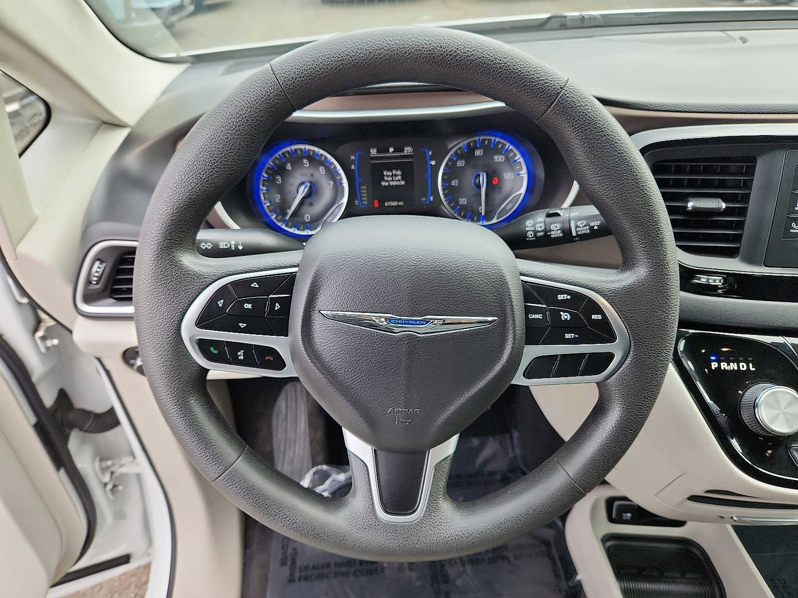 Used 2017 Chrysler Pacifica LX image 19