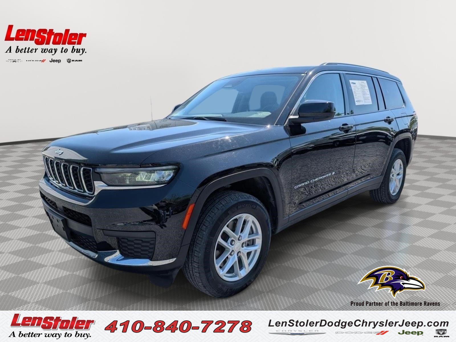 Used 2024 Jeep Grand Cherokee L Laredo AWD/4WD image 1