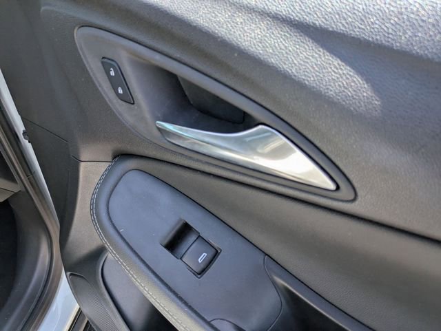 Used 2024 Buick Encore GX Sport Touring AWD/4WD image 32