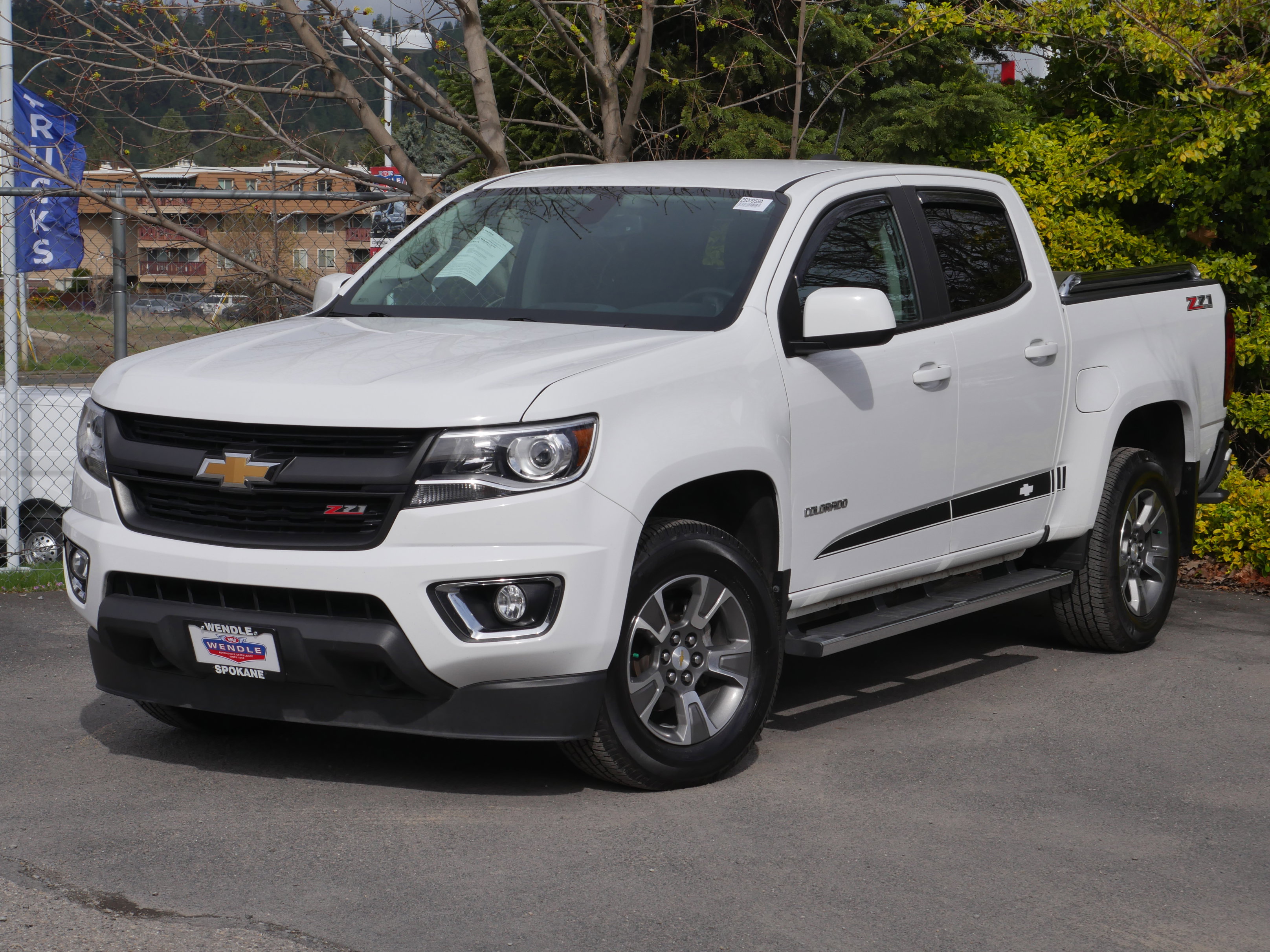 Used 2020 Chevrolet Colorado Z71 image 2
