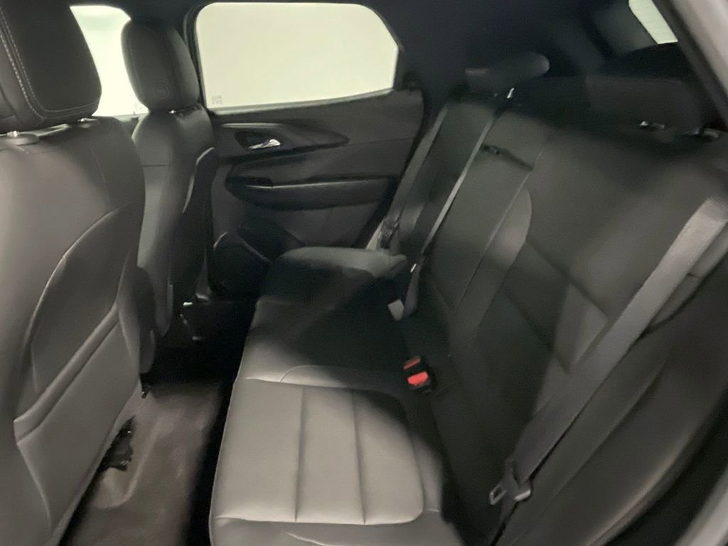 Used 2023 Chevrolet TrailBlazer ACTIV w/ Convenience Package image 17