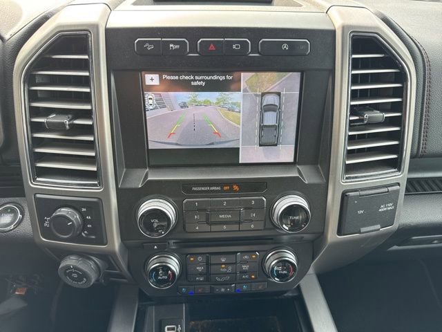 Used 2018 Ford F150 Platinum w/ Equipment Group 701A Luxury image 14