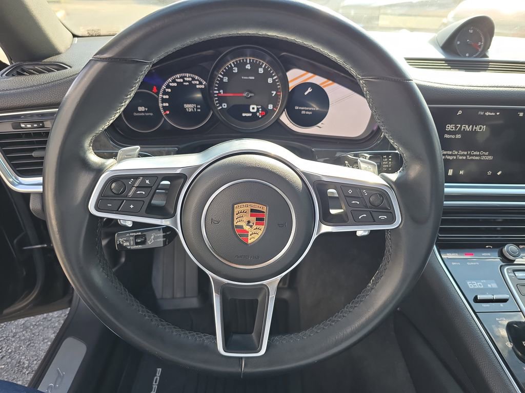 Used 2017 Porsche Panamera 4S image 23