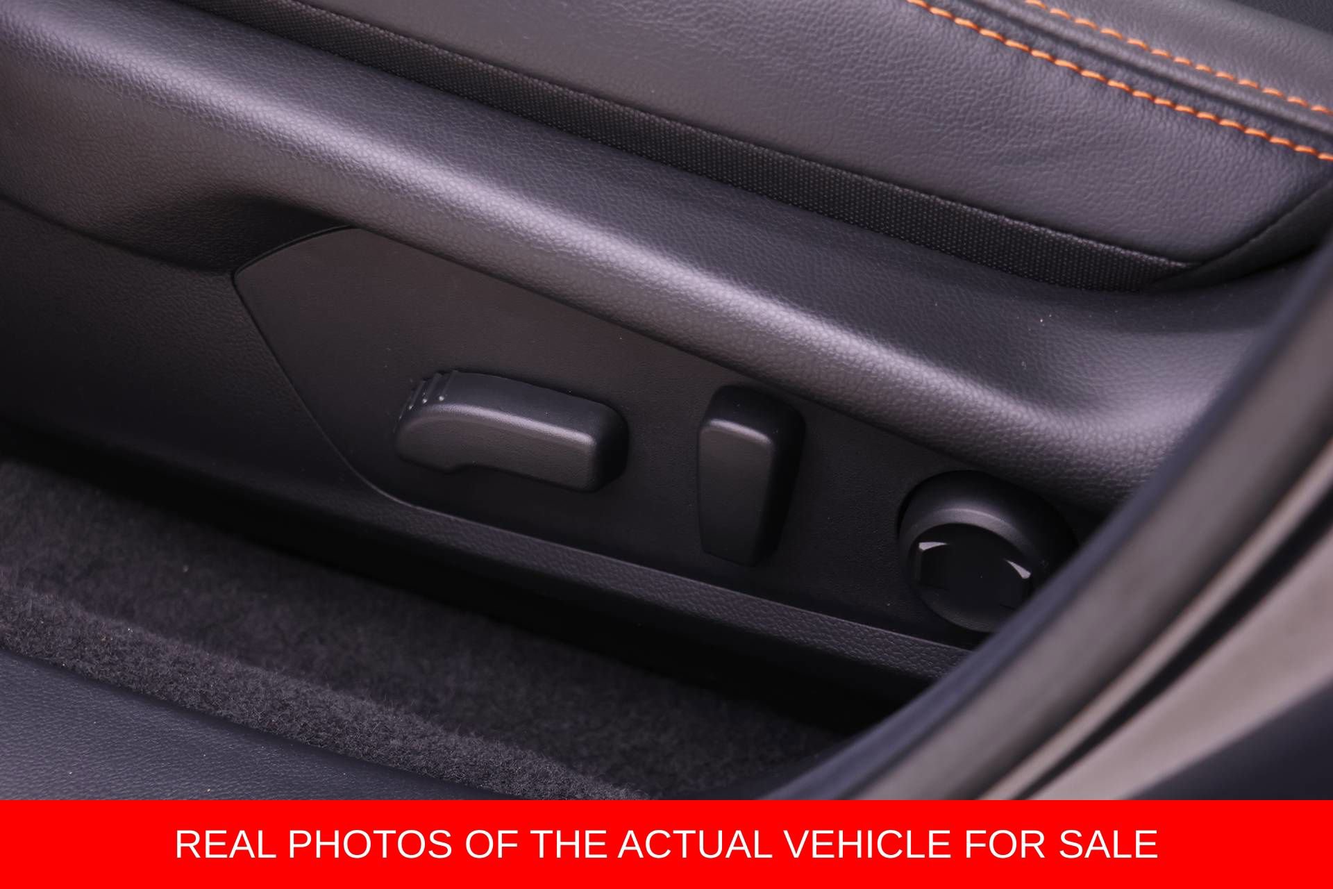 Used 2025 Subaru Crosstrek 2.5i Limited AWD/4WD image 14