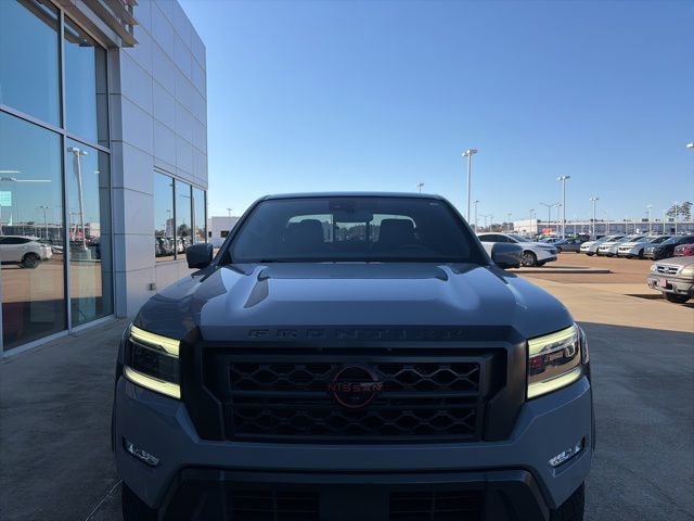 Used 2022 Nissan Frontier PRO-4X w/ Pro-4X Premium Package image 6