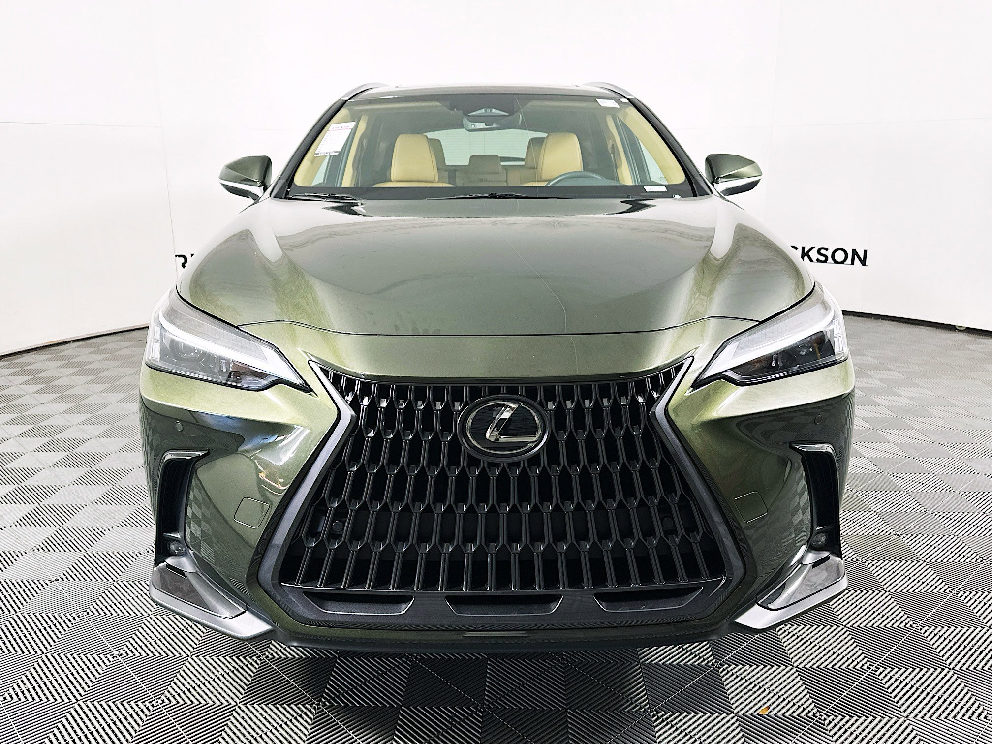 Used 2024 Lexus NX 250 FWD image 8