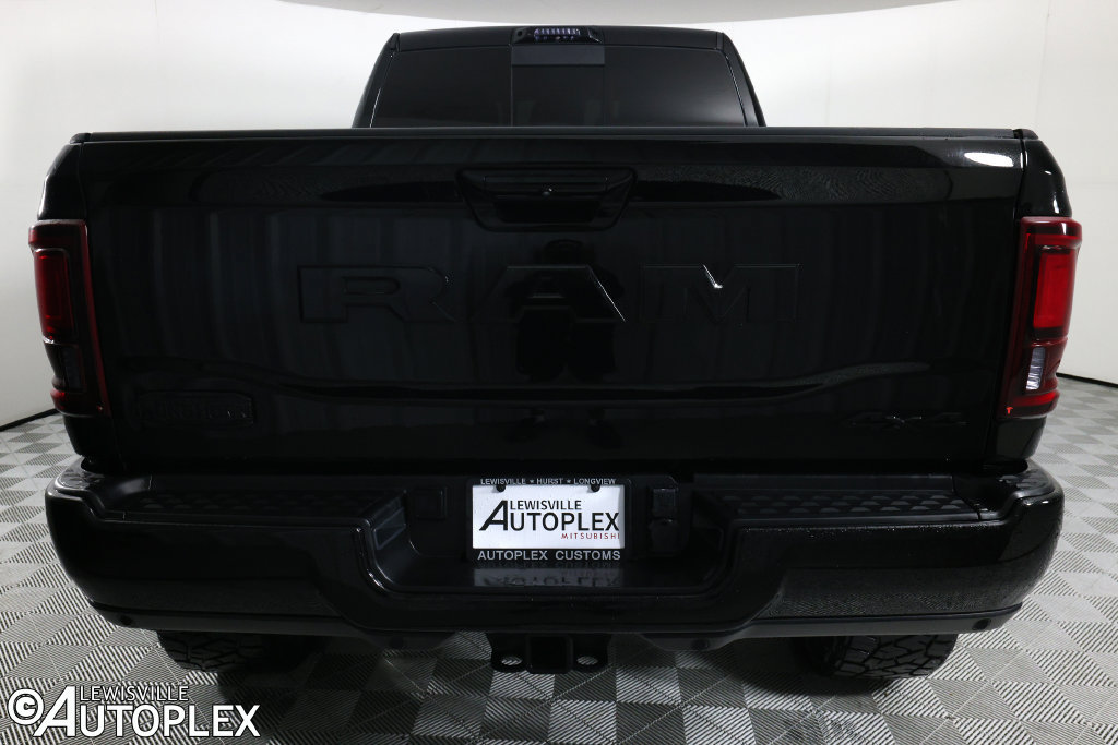 Used 2025 RAM 2500 Limited AWD/4WD image 6