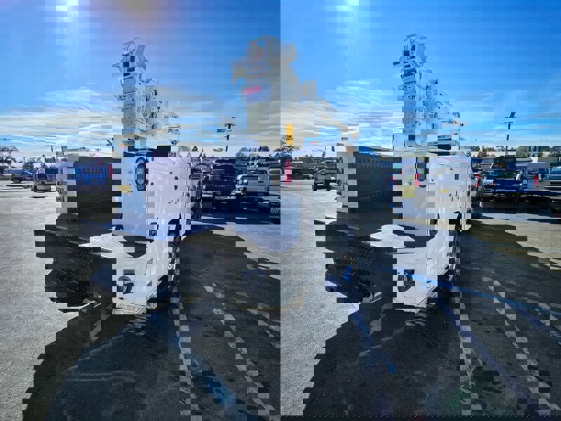 Used 2014 Ford F450 XL w/ Power Equipment Group image 8