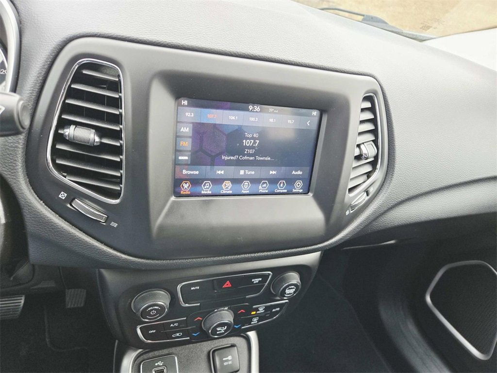 Used 2018 Jeep Compass Latitude w/ Popular Equipment Group image 23