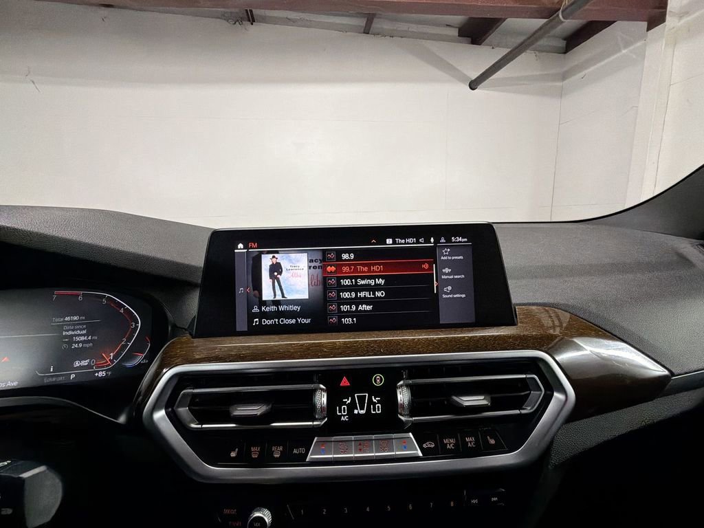 Used 2024 BMW X3 sDrive30i w/ Convenience Package RWD image 13