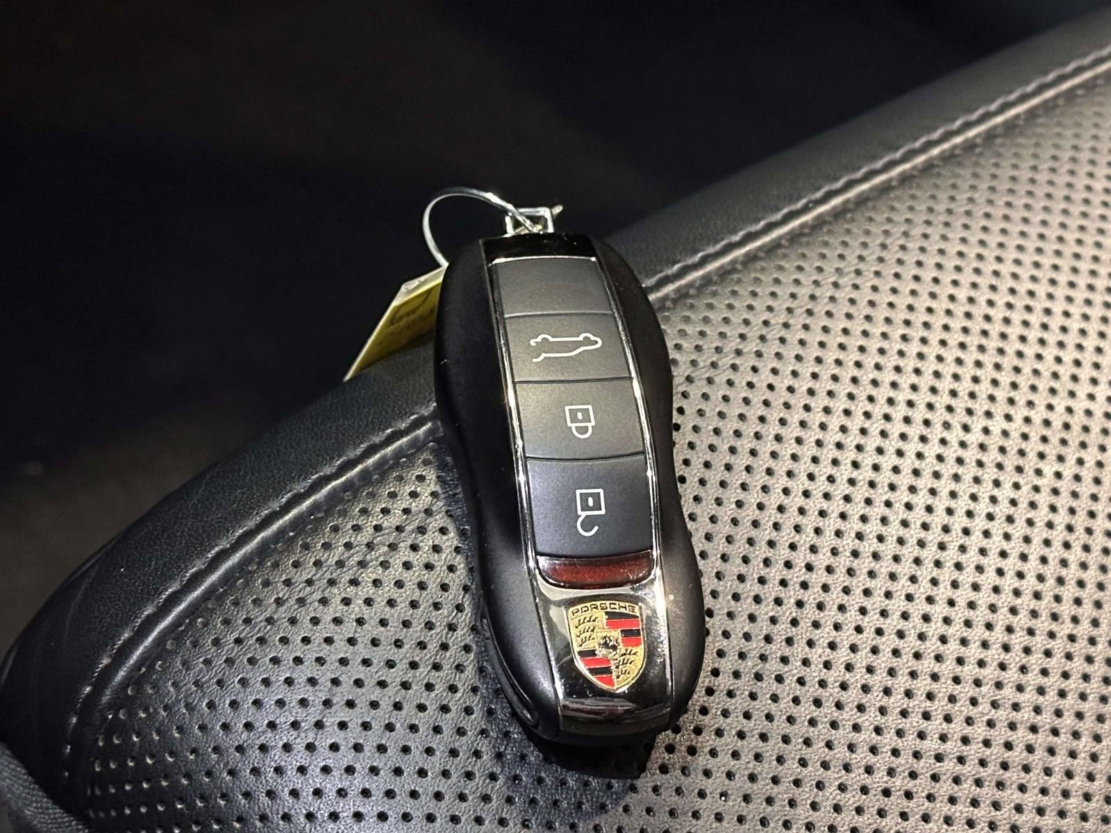 Used 2020 Porsche Macan image 27