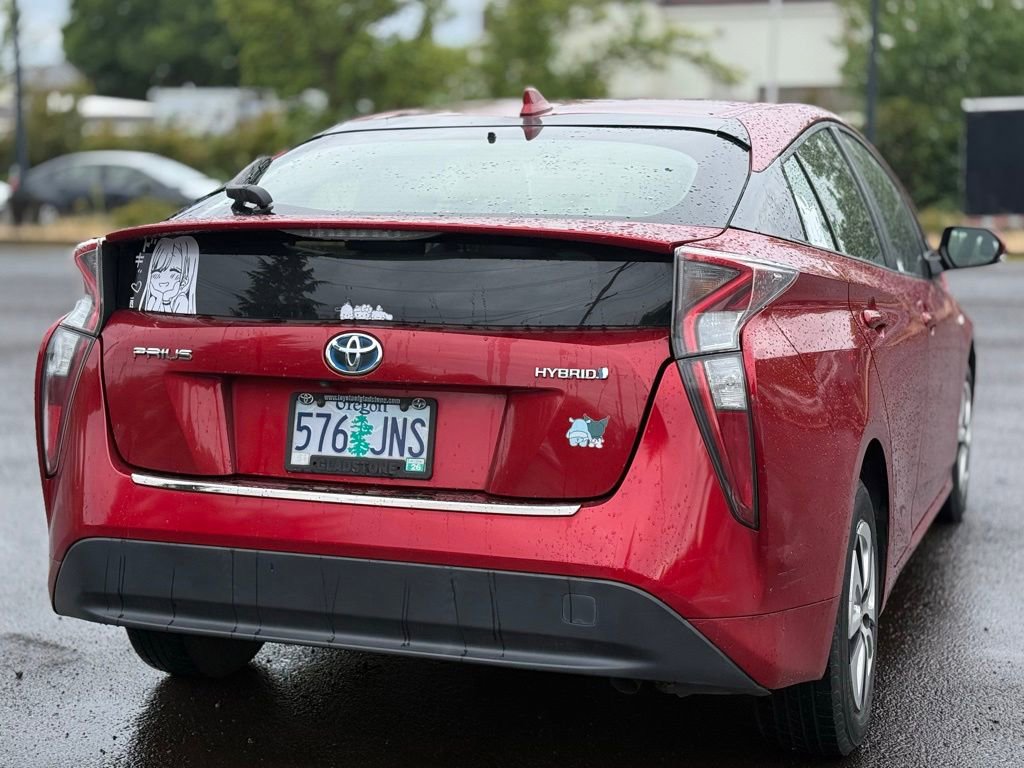 Used 2016 Toyota Prius Three FWD image 5