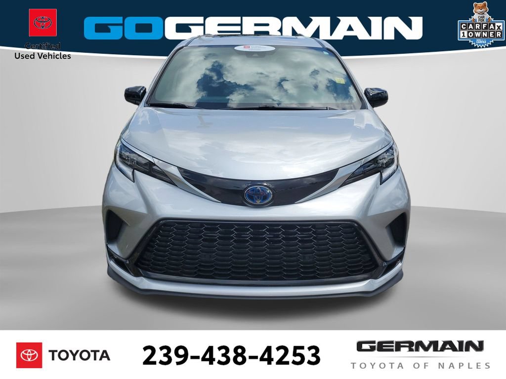Certified 2021 Toyota Sienna XSE FWD image 2