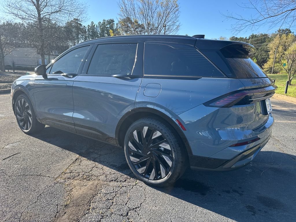 New 2026 Lincoln Nautilus Reserve w/ Jet Appearance Package image 7