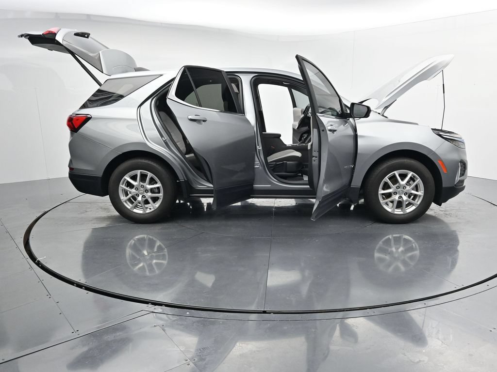Used 2023 Chevrolet Equinox LT w/ Driver Convenience Package FWD image 42